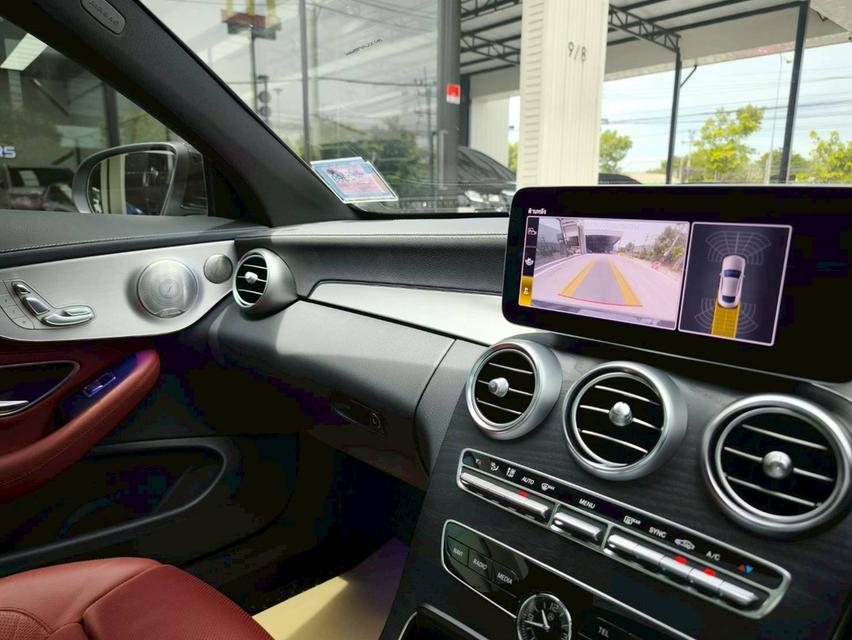 รหัสรถ KPV51 2024 BENZ C200 2.0 COUPE AMG DYNAMIC 9