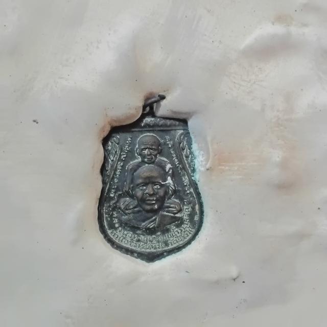 เหรียญพุทธซ้อน รุ่นกรรมการ ปี 09 รูปที่ 3