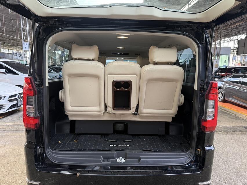 Toyota majesty 2.8 พรีเมี่ยม 16