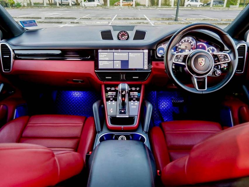 Cayenne E-Hybrid Coupe Sport Package 14