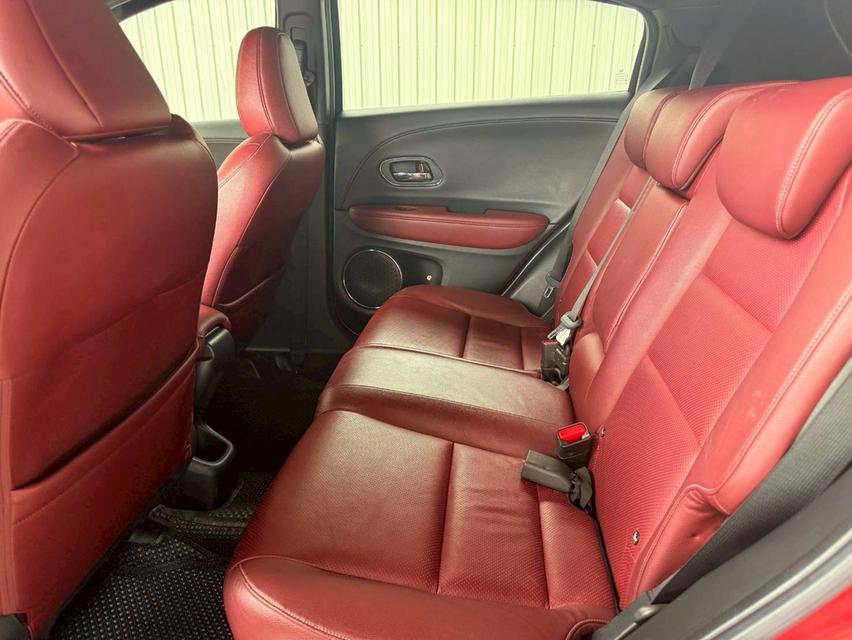 Honda HRV 1.8RS ปี21 15
