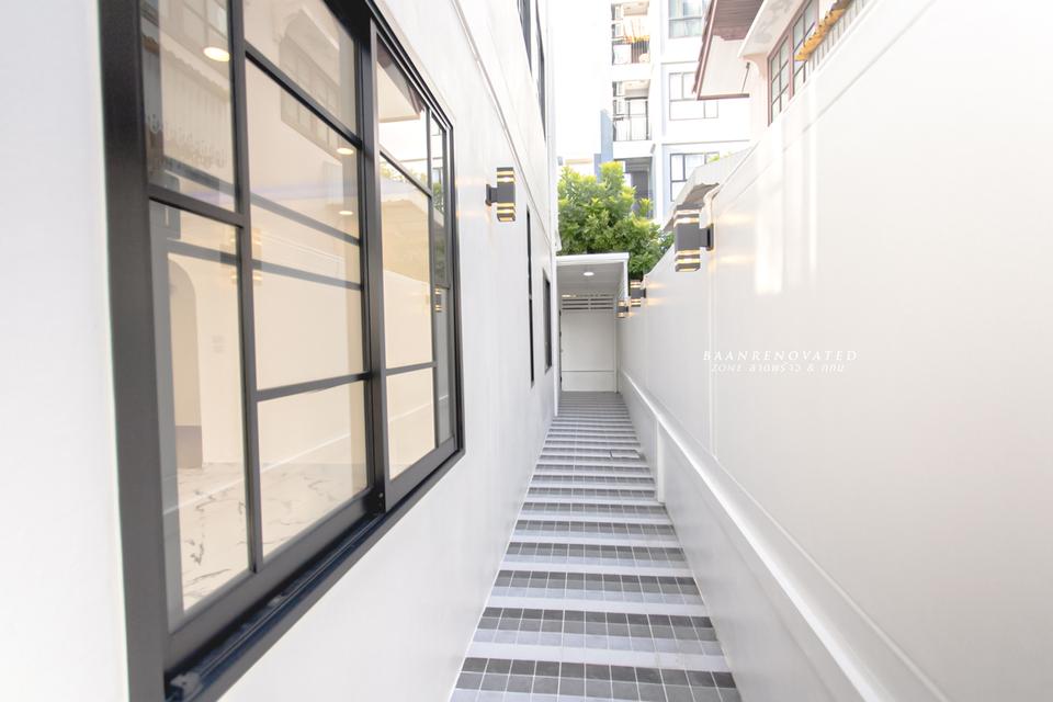 HOME OFFICE 4 ชั้น BIGSIZE รีโนเวทใหม่ เข้า - ออกได้หลายทาง ทั้งลาดพร้าว รัชดา ประชาราษฎร์บำเพ็ญ ทำเลดี 4