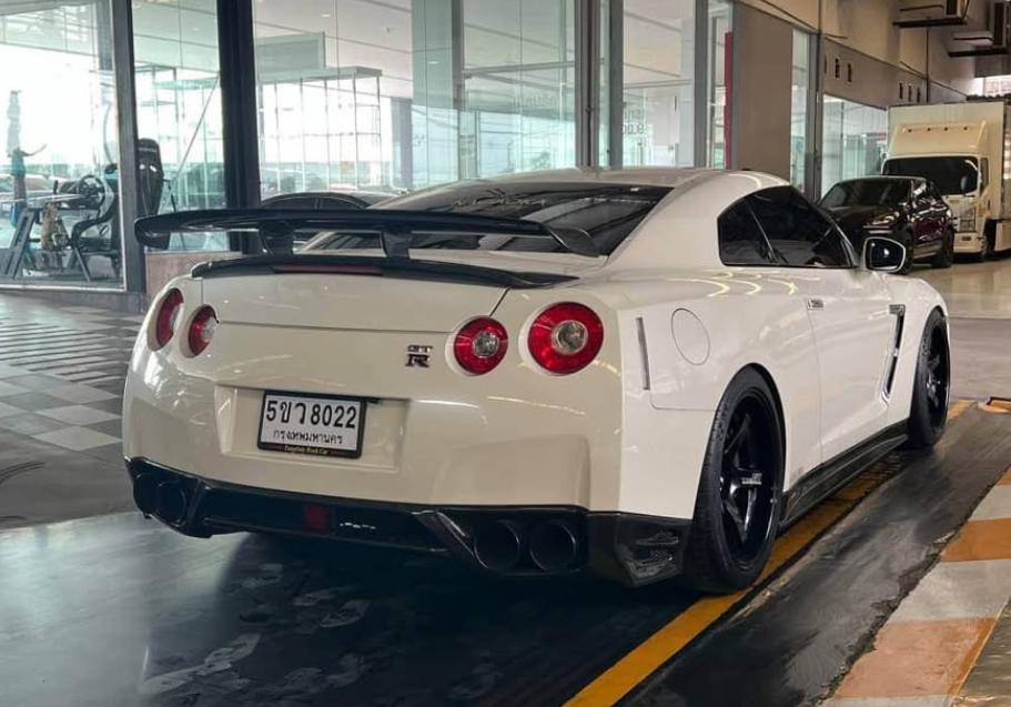 Nissan GT-R มือสอง 3