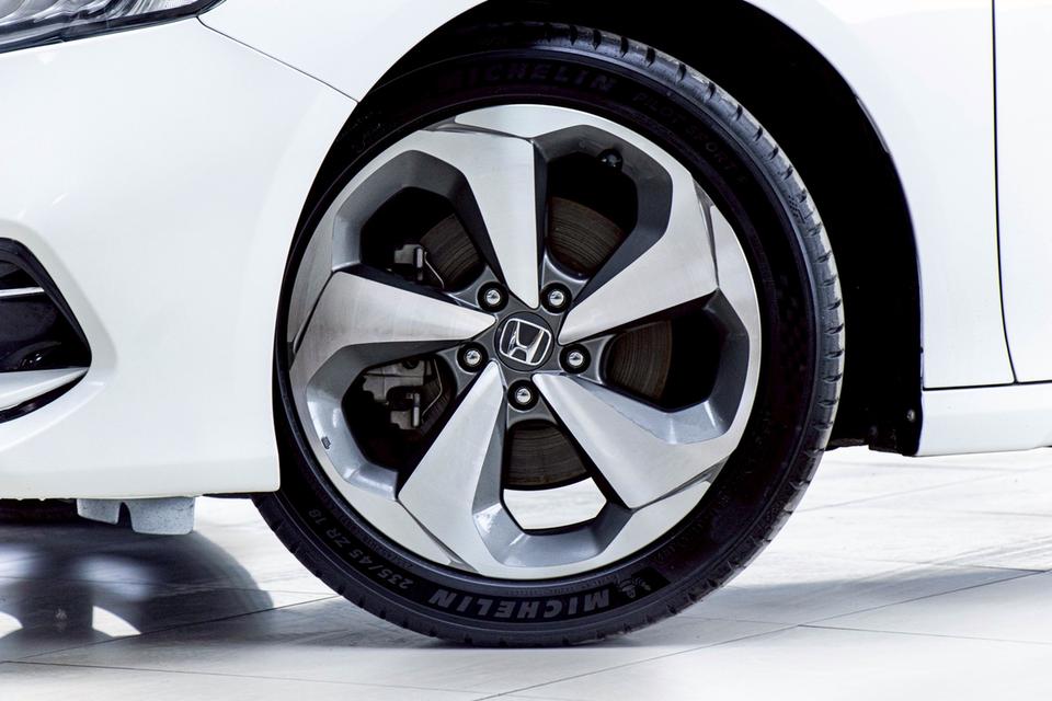 HONDA ACCORD 2.0 EHEV TECH 2022Accord Hybrid ตัวท็อป TECH โฉม G10 MC หรู ล้ำ ประหยัด 22+ กม/ลิตร รูปย่อยที่ 2