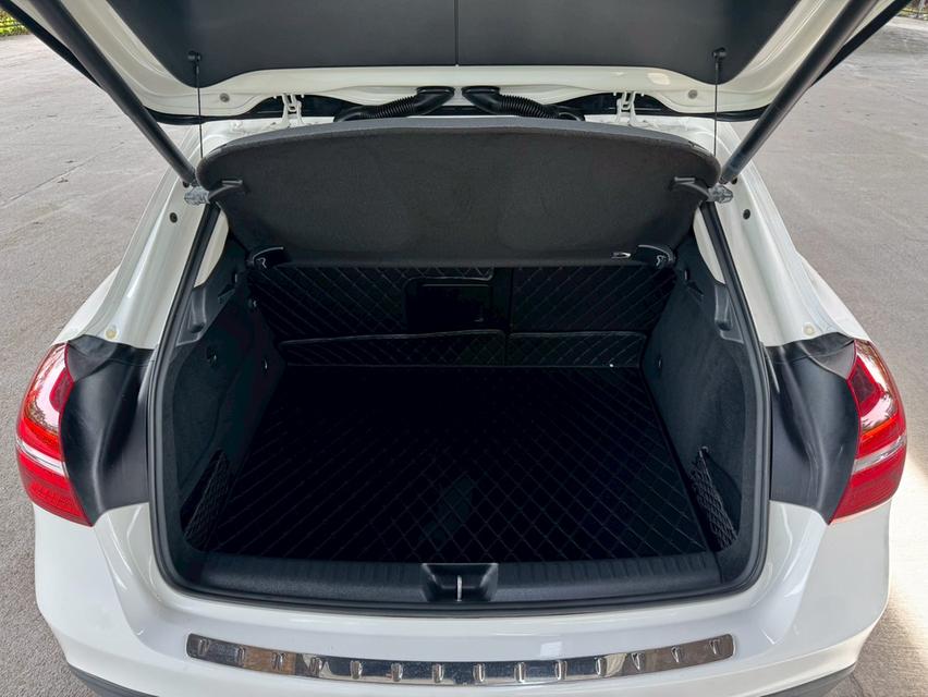 🔥ฟรีดาวน์ รถหรู GLA200 รถสวย ขับดีมาก Mercedes-Benz GLA200 1.6 W156 Urban SUV AT ปี 2019 รูปที่ 18