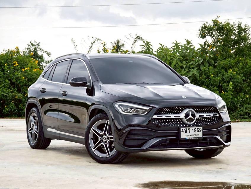 Mercedes Benz GLA200 AMG Dynamic 2023 รถใหม่สภาพป้ายแดง คุ้มมากๆ