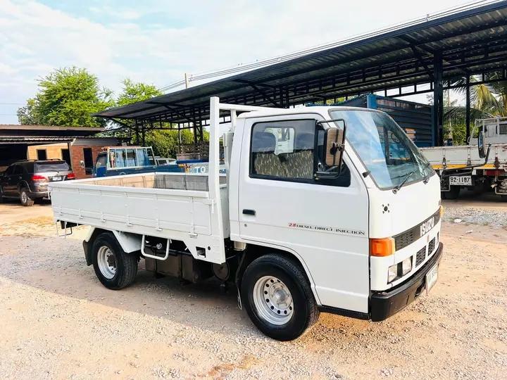 รถบรรทุกมือสอง ISUZU 2