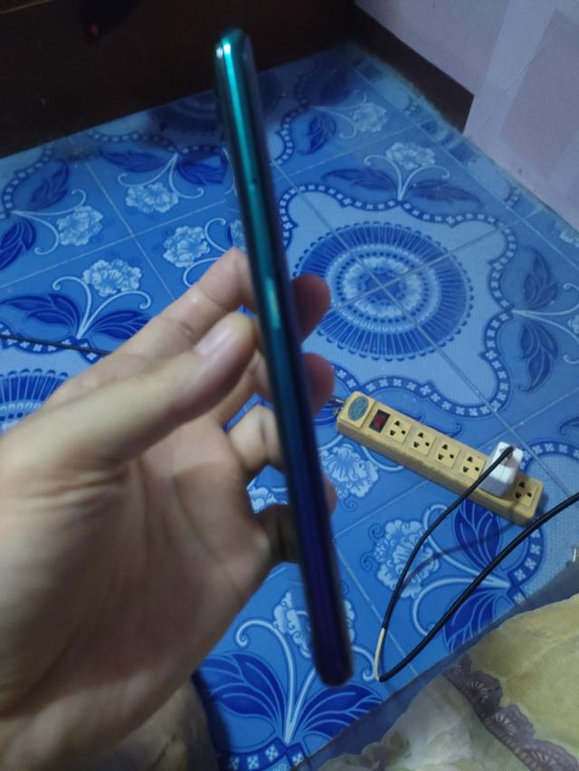 โทรศัพท์มือถือ oppo reno2f มือ2 6