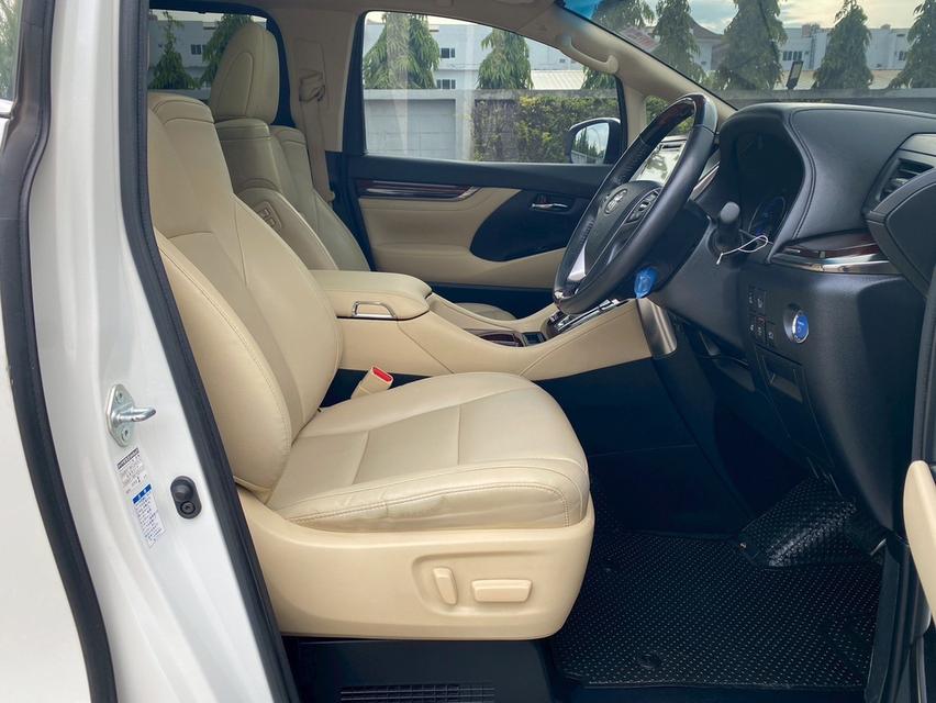 Toyota Vellfire 2.5 Hybrid V ปี2017  ฟูลออปชั่น เบาะมิกกี้เม้าส์ + ขับเคลื่อน4ล้อ 4WD สมรรถนะดีเยี่ยม 20