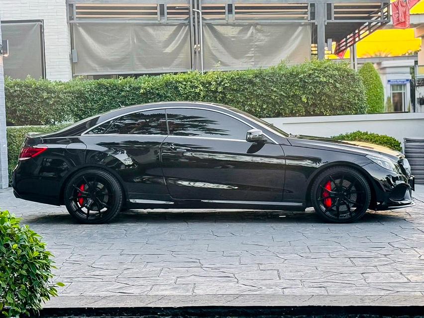 Mercedes-Benz E200 Coupe AMG Dynamic (W207) ปี 2014 สีดำ ไมล์ 80,xxx กม. รูปย่อยที่ 4