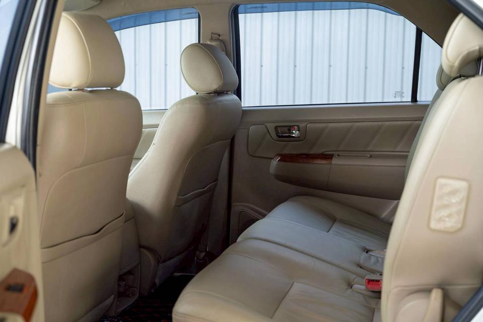 TOYOTA FORTUNER, 2.7 V ปี 2009 จด 2010 โฉม ปี08-11   14