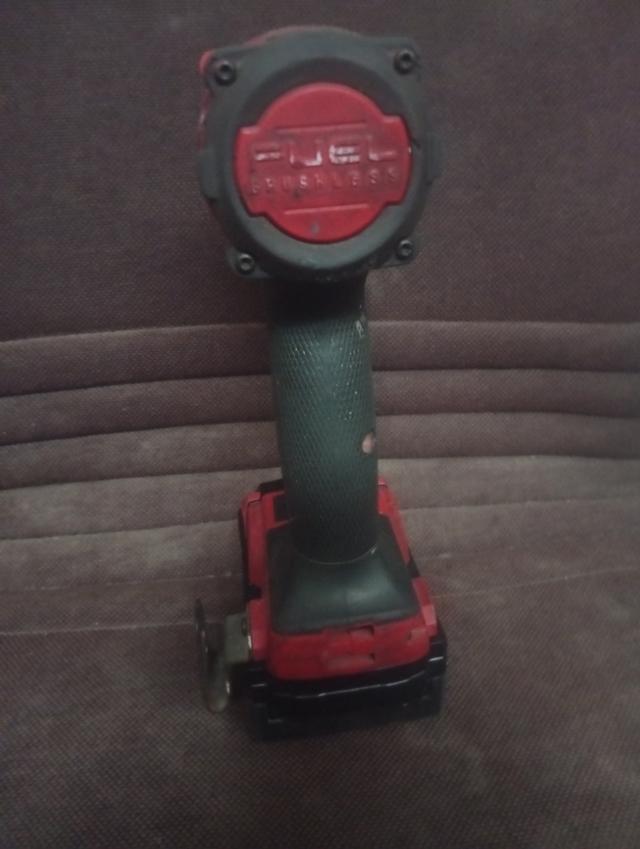 บล็อกกระแทกไร้สาย Milwaukee M18 FUEL รูปที่ 2