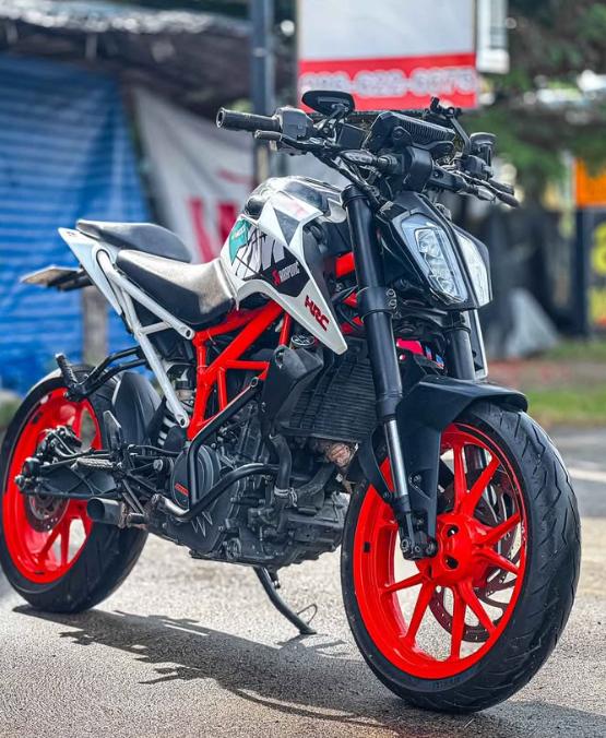 KTM Duke 390 ขายราคาถูกๆ 2