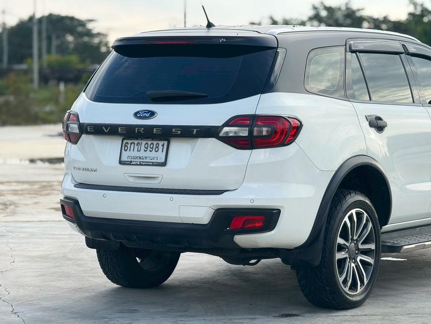 FORD EVEREST Wagon 4dr Titanium 7st Auto 6sp 2WD 2.2 DCT Y17สีขาว เกียร์ออโต้ 8
