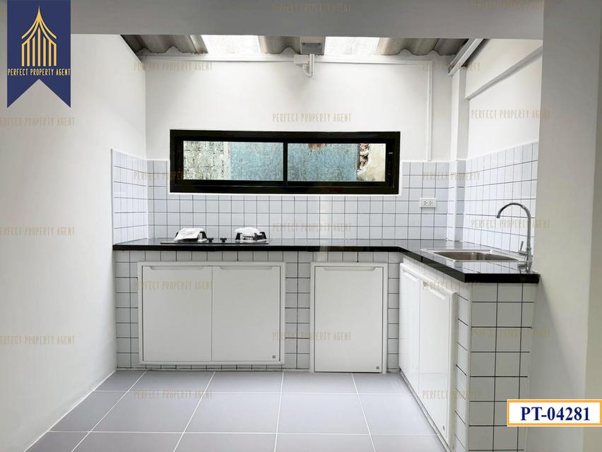 ขาย ทาวน์เฮ้าส์ เสนานิคม 1 ลาดปลาเค้า ลาดพร้าว ตกแต่งใหม่พร้อมอยู่ 11