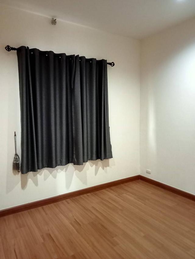 ให้เช่าบ้าน ไอลีฟทาวน์ ถ.พระราม 2 กม.18 ต.พันท้ายนรสิงห์ อ.เมืองสมุทรสาคร 9