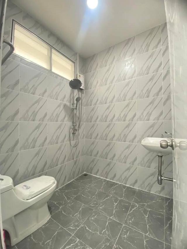 Hot deal Sirisa 11 only 3.19 Million 10