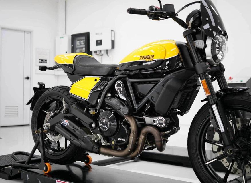 ส่งต่อ Ducati Scrambler 800 ปี 2019 สีเหลือง 3