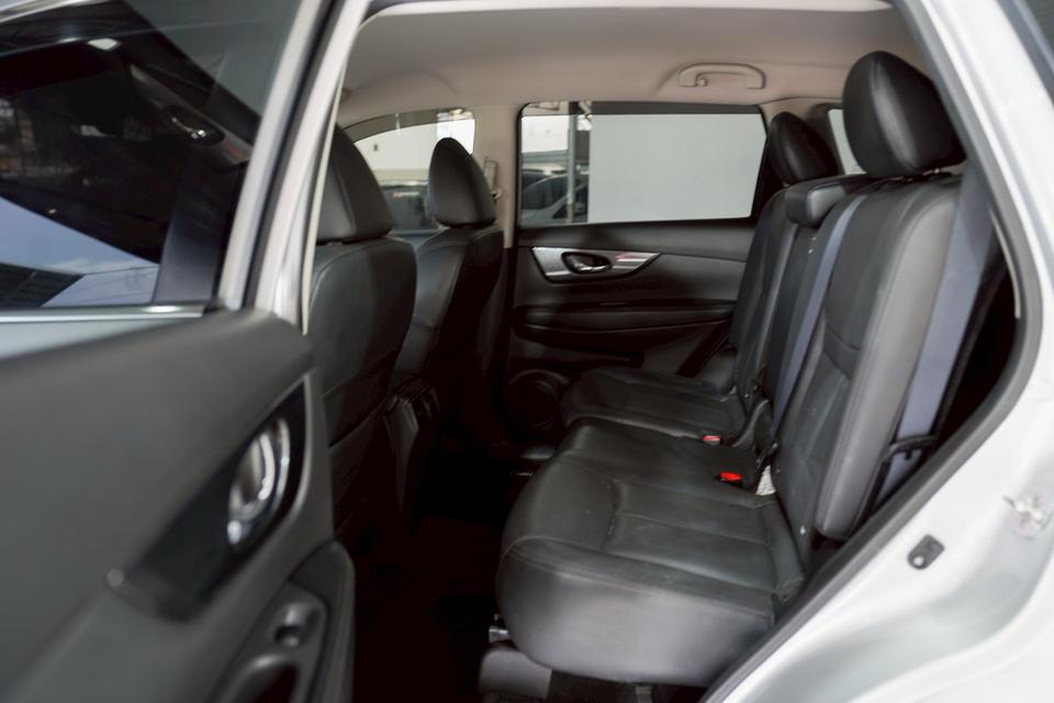 NISSAN X-TRAIL 2.0 V 4WD AT  (2015)  13