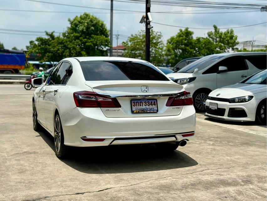 2018 HONDA ACCORD 2.0 EL 8