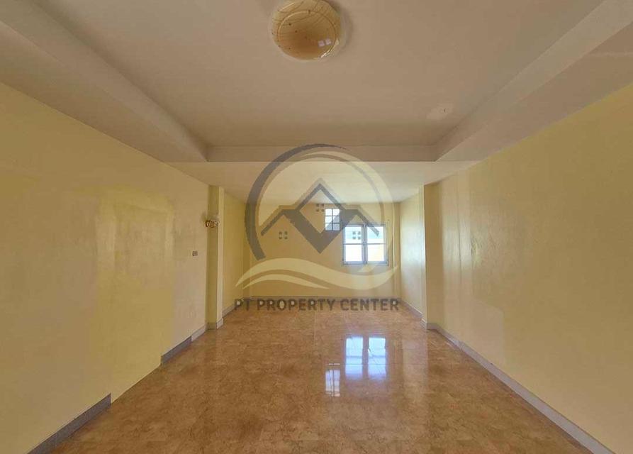 โครงการลลิล กรีนวิลล์ รามอินทรา-วัชรพล บ้านเดี่ยว 2 ชั้น ซอยสุขาภิบาล 5 ซอย 72 ราคาพิเศษ ขายต่ำกว่าราคาประเมินธนาคาร เปิดกว้างสำหรับเจรจา พร้อมพิจารณา 17