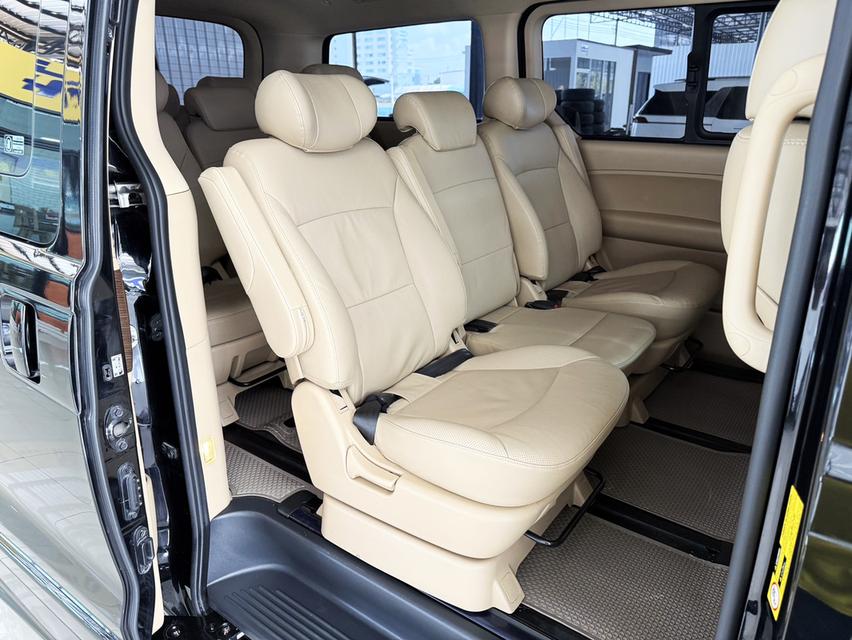 Hyundai H-1 2.5 Deluxe (ปี 2019) Wagon AT 14