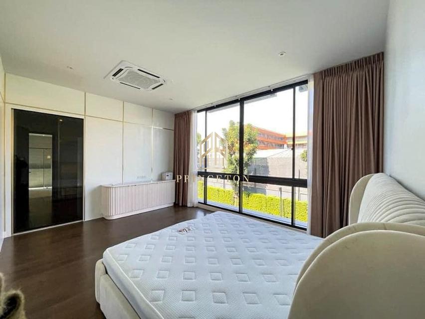 ให้เช่าบ้านหรู โครงการ บูก้าน กรุงเทพกรีฑา บ้านเดี่ยวระดับ Super Luxury จาก แสนสิริ 16