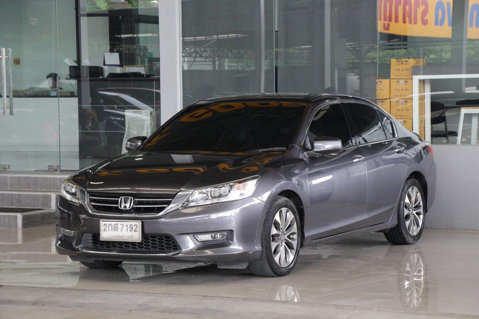 รหัสรถ TKG7192 HONDA ACCORD 2.0 EL ปี 2014