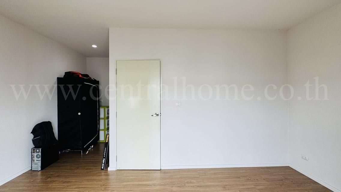 ทาวน์โฮม 3 ชั้น บ้านกลางเมือง รามอินทรา ต้นโครงการ พร้อมอยู่ 10