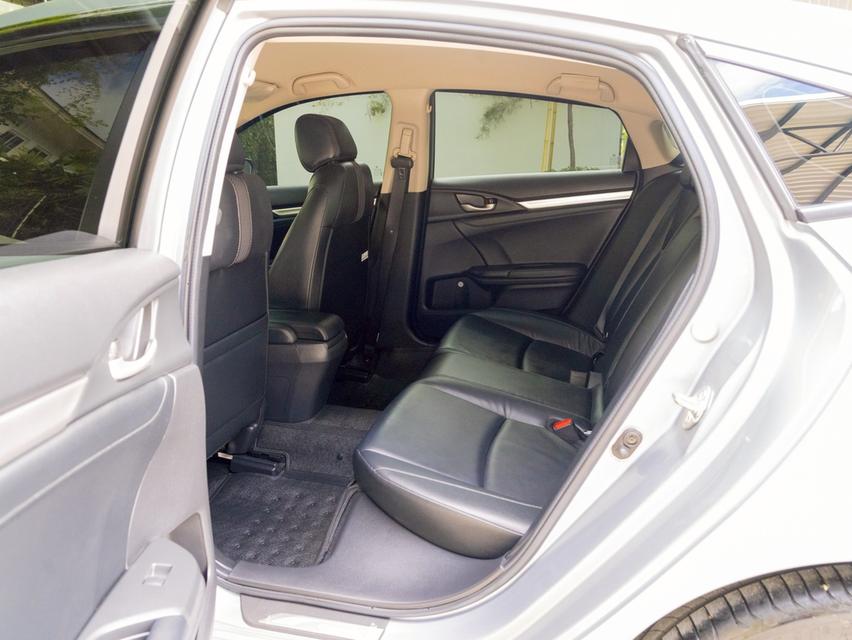 Honda Civic FC 1.8 EL ปี 2019 13