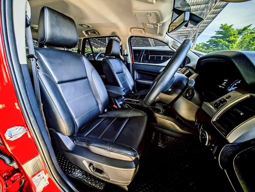 FORD EVEREST 2.0 TITANIUM 12