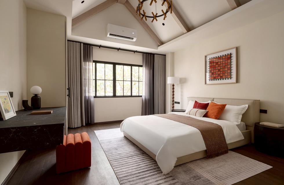 🏝️ ให้เช่า Pool Villa สองชั้น 🏡 5 ห้องนอน 🛏️ 4 ห้องน้ำ 🚿 พร้อมสระว่ายน้ำส่วนตัว 🏊‍♂️ ค่าเช่า 130,000 บาท/เดือน 💰 3