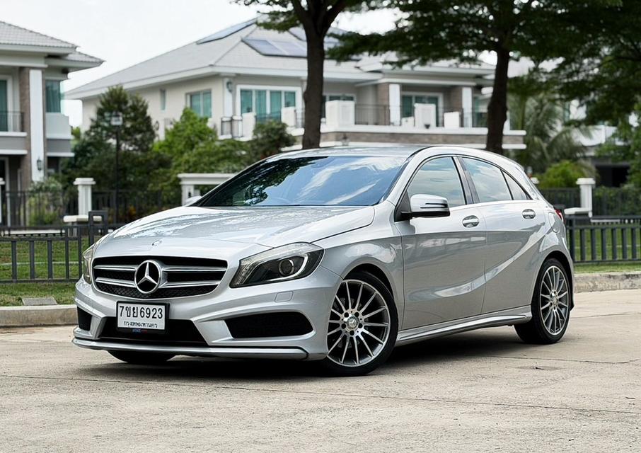 MERCEDES-Benz A180 AMG W176 ปี 2015 Top สุด
