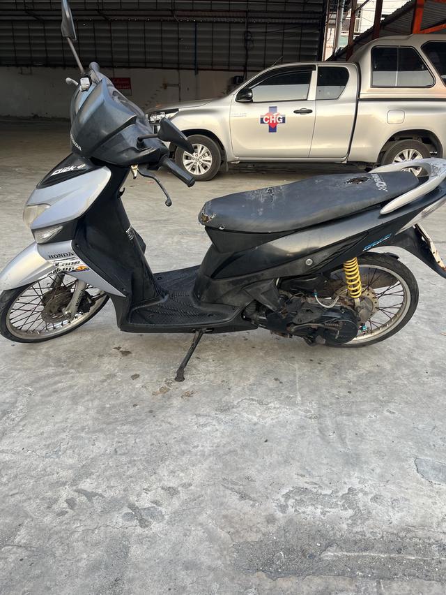 ขายค่ะเจ้าของขายเองเอกสารครบพร้อมโอนภาษีขาดเกินสนใจดูรถที่ลาดกระบัง 52 โทร 081-4465162 รูปที่ 4