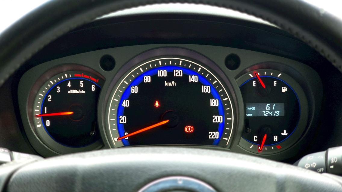 รหัสรถ WB3477 Isuzu 2.5 Ddi i-teq Platinum m/t ปี 2008