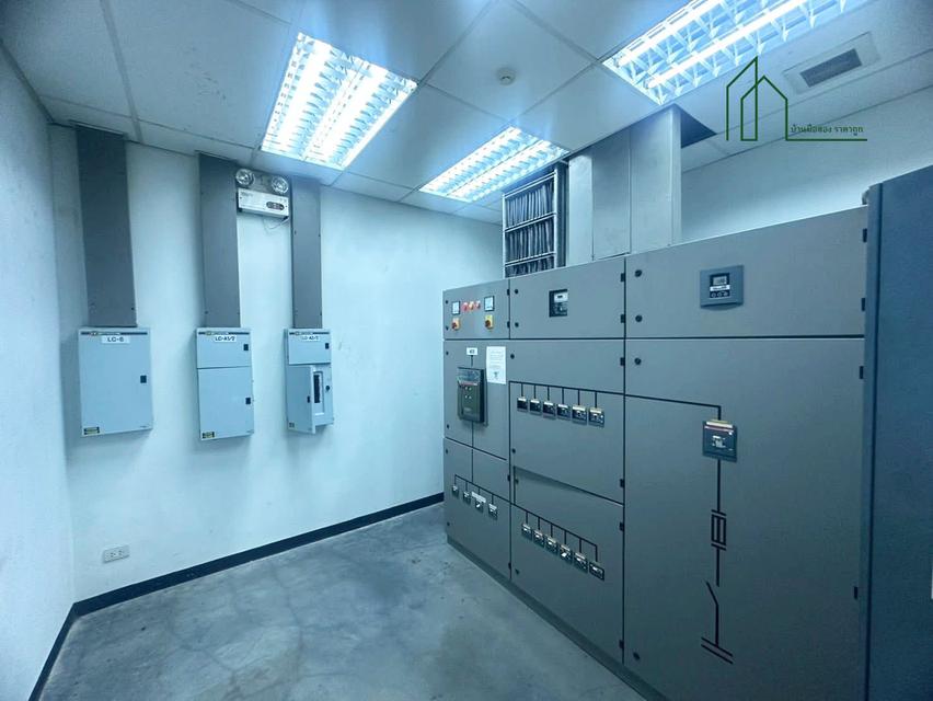 โรงงานอุตสาหกรรม 4 ไร่ 90 ตร.ว ลาดกระบัง พื้นที่สี่ม่วง 8