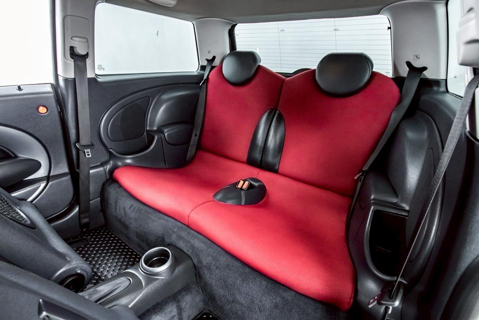 MINI COOPER 1.6 RHD COUPE (R50) 2006