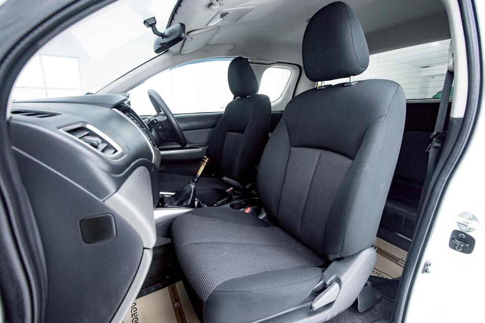 MITSUBISHI TRITON 2.4 GLS MEGACAB 2015