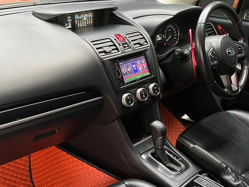 Subaru XV 2.0P 4WD SUV 8