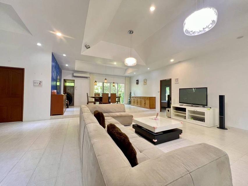 European–Thai Home Village 12.9 million Pattaya 19