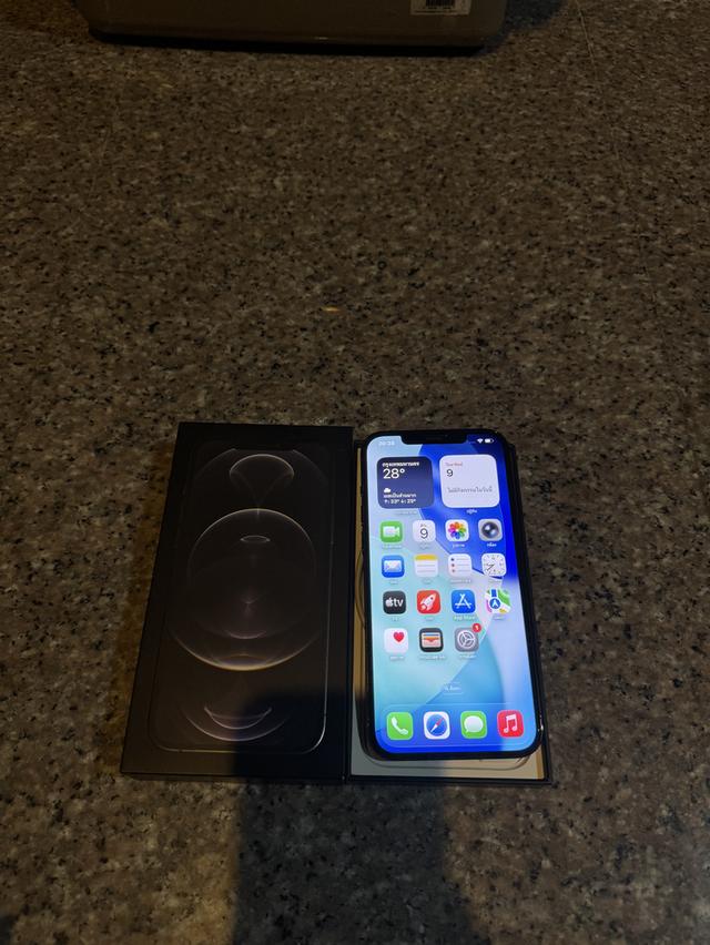 ขายๆๆๆถูกๆๆไอโฟน12ProMaxสีใหม่หายากGraPhite256กิ๊กยกกล่องอีมี่ตรงสูนTrueสภาพสวยๆใช้งานปกติหมดทุกๆฟังชั่นเครื่องรีสโตได้ตลอดไม่มีติดไอคราว Model TH/A (