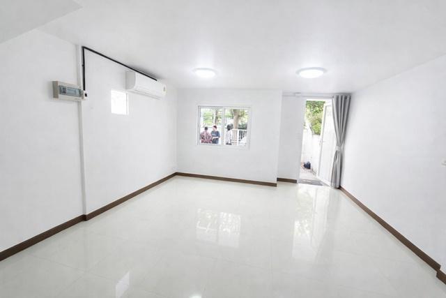 ใกล้สนามบินดอนเมือง 1.3 กม. บ้าน 2 นอน 2น้ำ ดอนเมือง ใกล้ 7-11 ดอนเมือง ถนนเทิดราชัน 500ม. 30 ตร.ว. 152 ตร.ม. แจ้งวัฒนะ 7