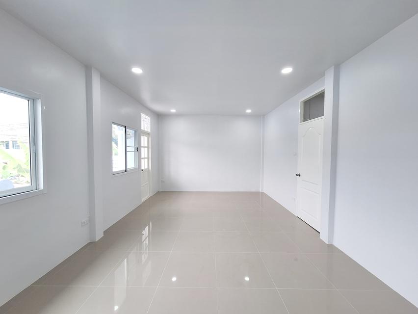 หมู่บ้านอยู่เจริญ 4 ลำลูกกาคลอง4 ถนนไสวประชาราษฎร์ ต.ลาดสวาย อ.ลำลูกกา จ.ปทุมธานี 16