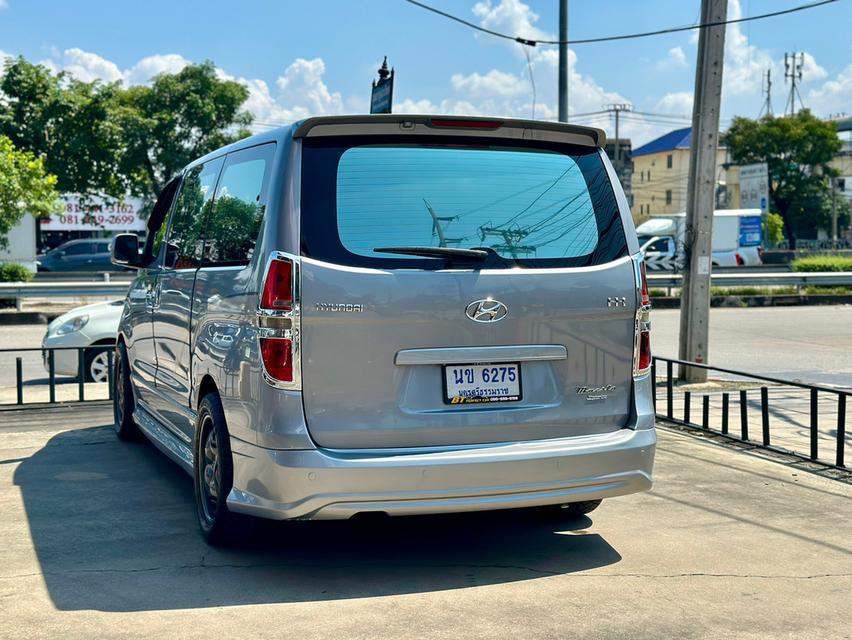 ขายHyundai H1 2.5Deluxe ปี11 3