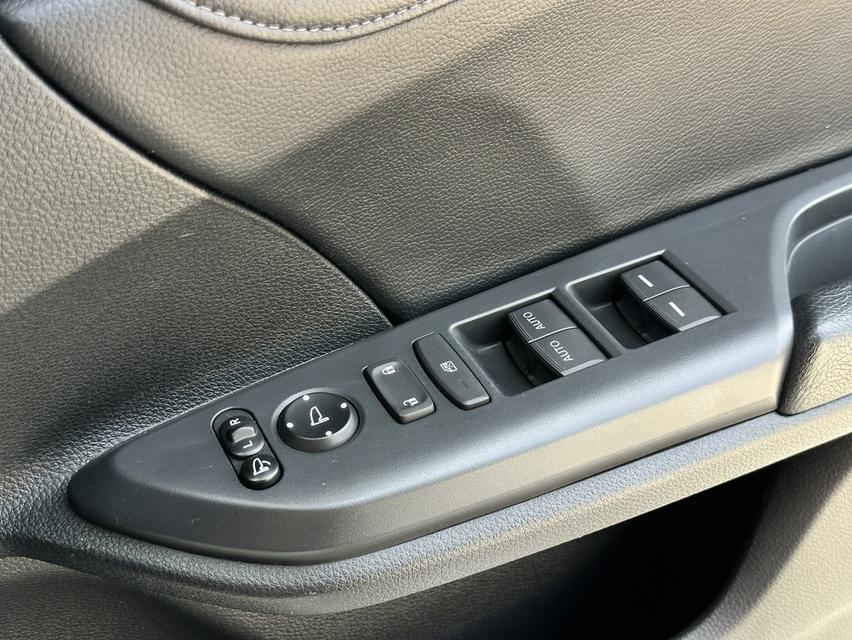 รหัสรถ PAT7205 Honda Civic FC 1.8EL สีดำ ปี 2017 รูปที่ 8