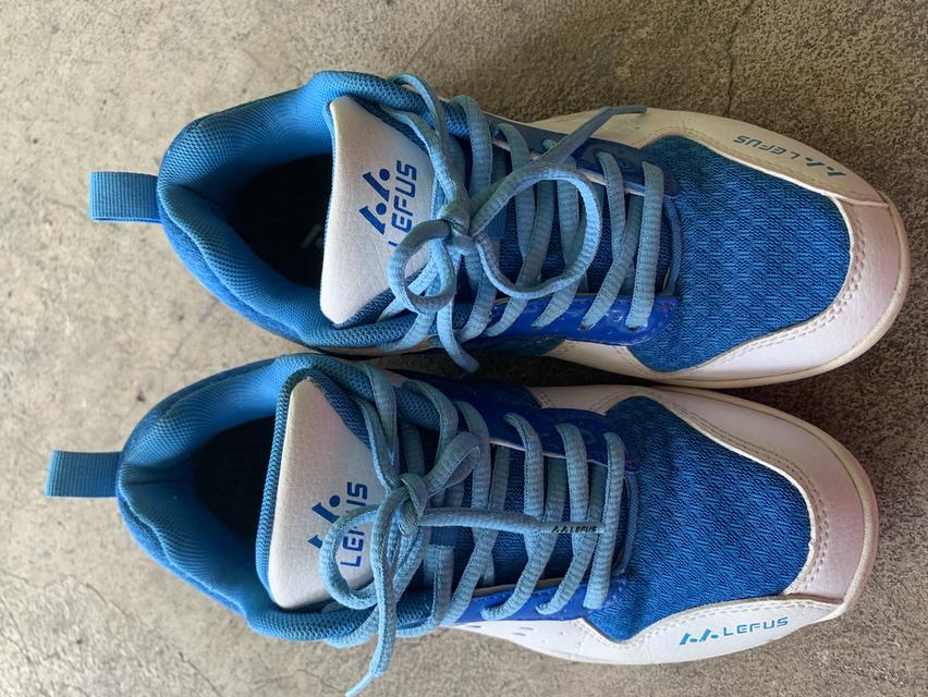 รองเท้าแบดมินตัน มือ 2