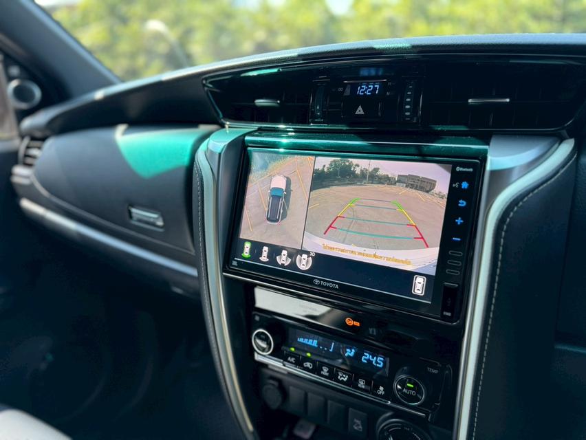 2021 Toyota Fortuner 2.8 ขับสี่ รูปที่ 11