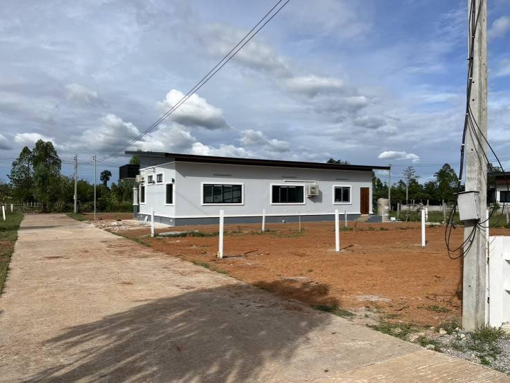 ที่ดินแบ่งขายบ้านมะขามป้อม ใกล้ราชภัฏสกลนคร ฟรีโอน 4