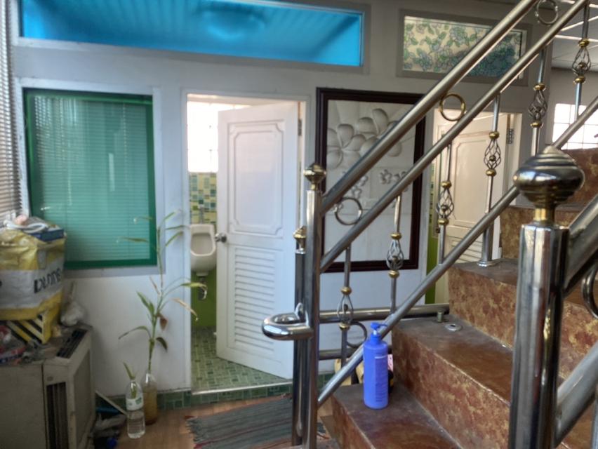 ตึกแถว2ห้องย่านอ้อมใหญ่ 7