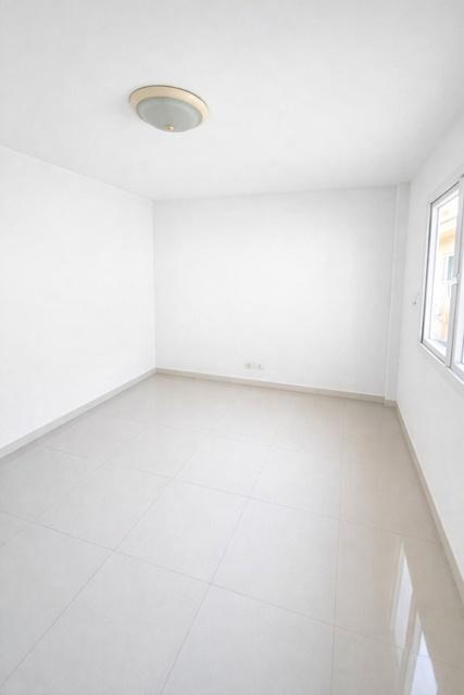 ใกล้สนามบินดอนเมือง 1.3 กม. บ้าน 2 นอน 2น้ำ ดอนเมือง ใกล้ 7-11 ดอนเมือง ถนนเทิดราชัน 500ม. 30 ตร.ว. 152 ตร.ม. แจ้งวัฒนะ 6